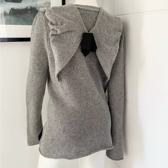 By Marlene Birger Gray Lambswool Cardigan with Black Gros Grain Ribbons Sz S - Picture 2 of 7